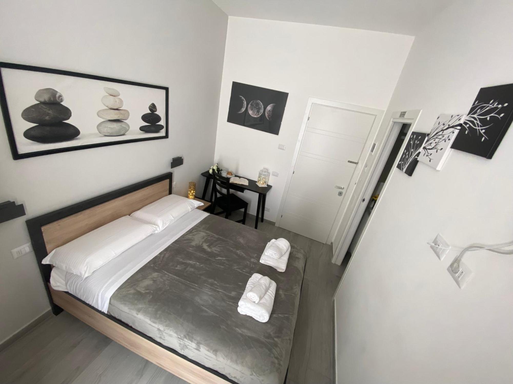 Roma Guesthouse Affittacamere Centro Citta' Softrooms-Metro' A 1 Metro 로마 외부 사진