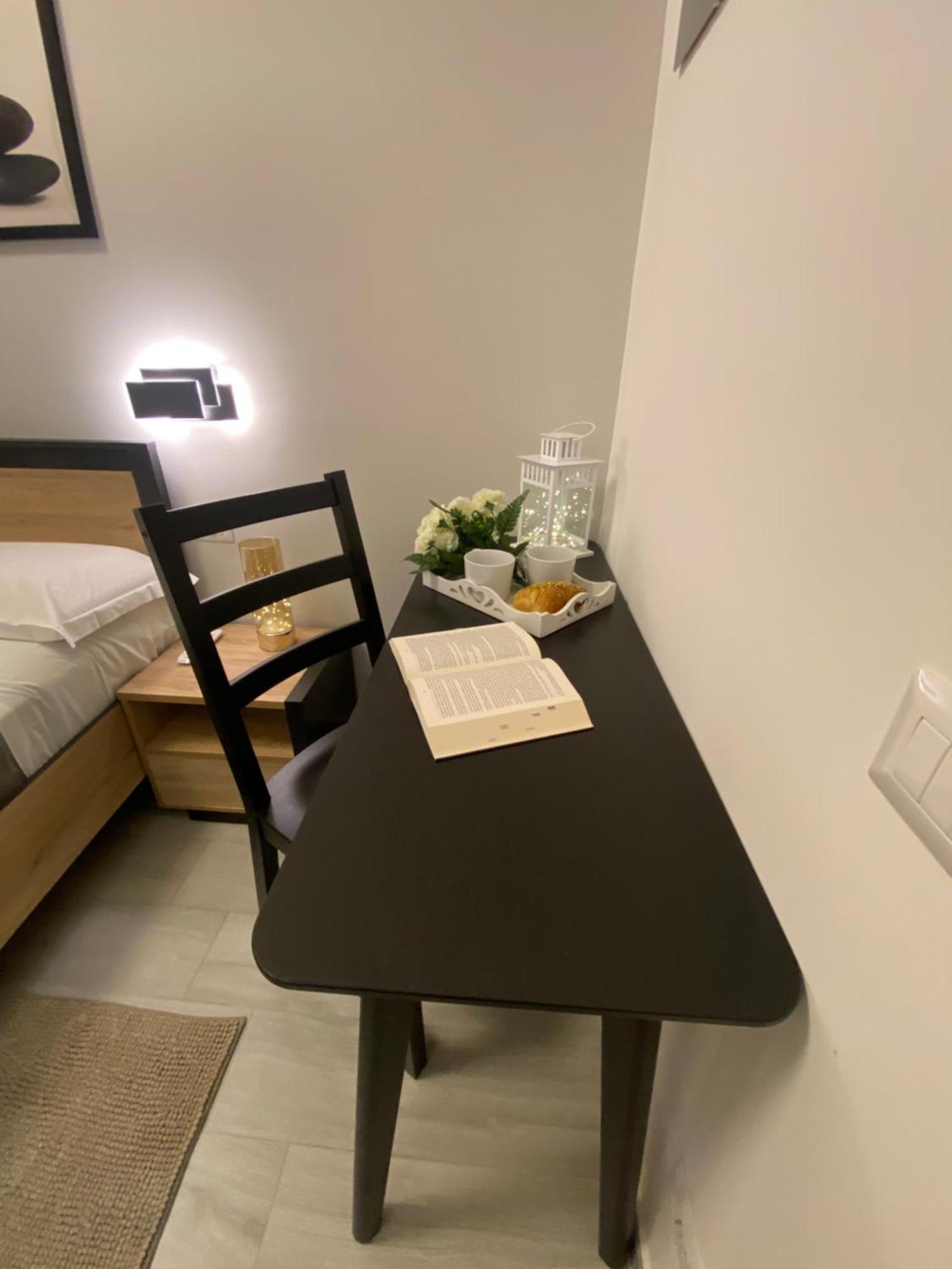 Roma Guesthouse Affittacamere Centro Citta' Softrooms-Metro' A 1 Metro 로마 외부 사진