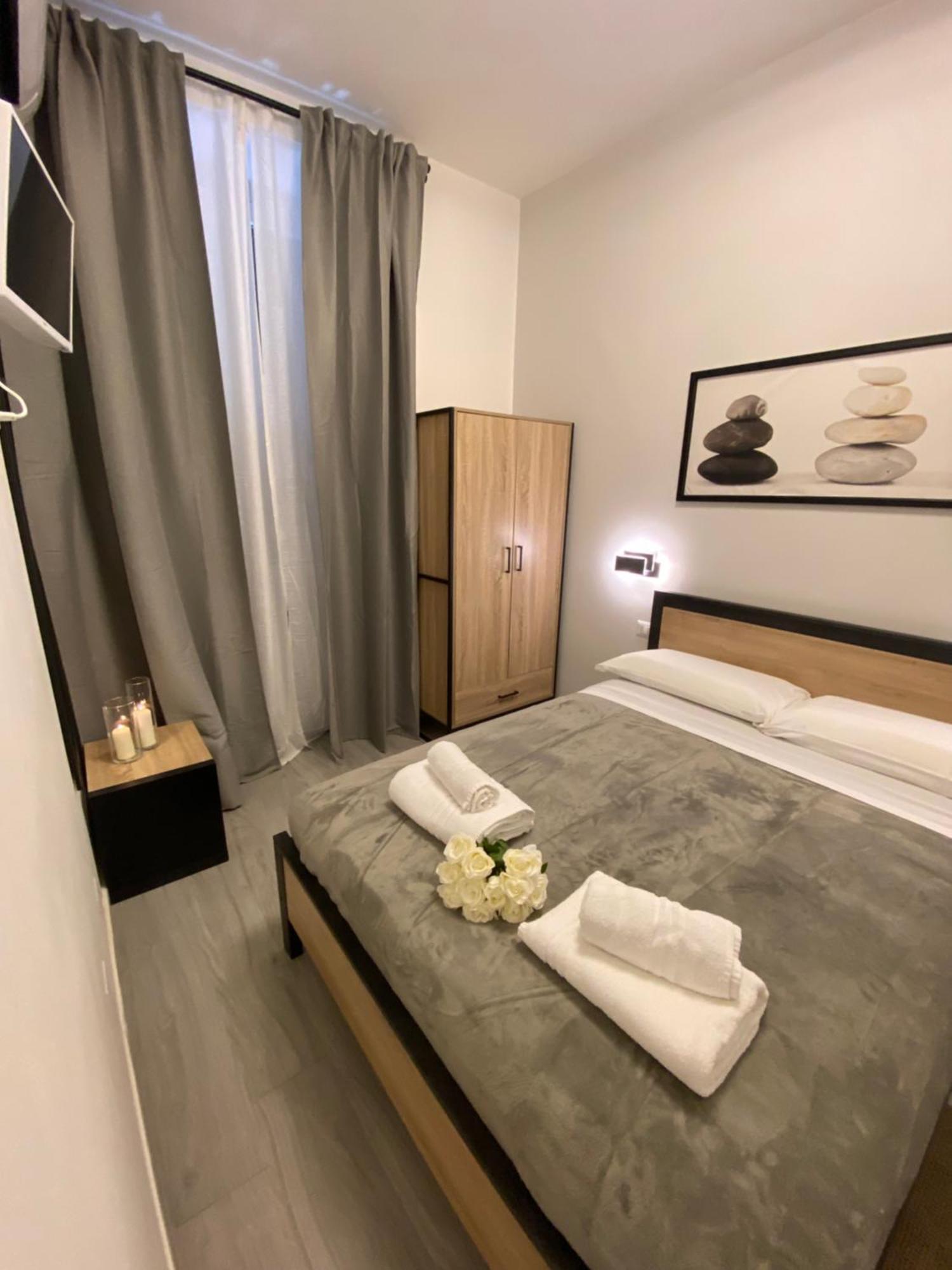 Roma Guesthouse Affittacamere Centro Citta' Softrooms-Metro' A 1 Metro 로마 외부 사진