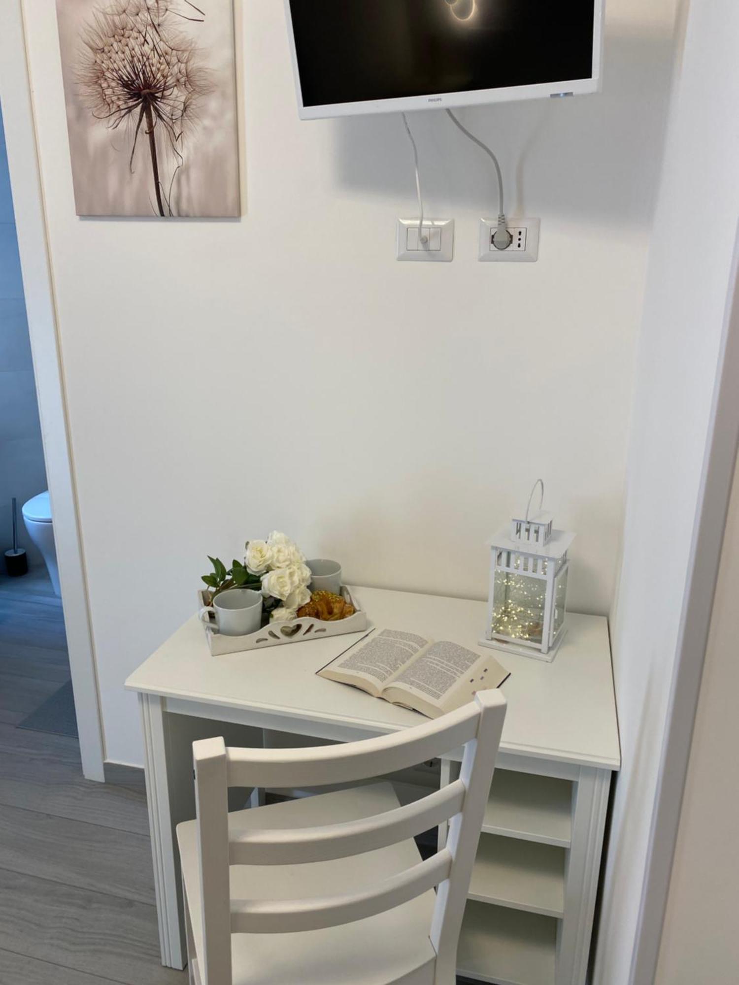 Roma Guesthouse Affittacamere Centro Citta' Softrooms-Metro' A 1 Metro 로마 외부 사진