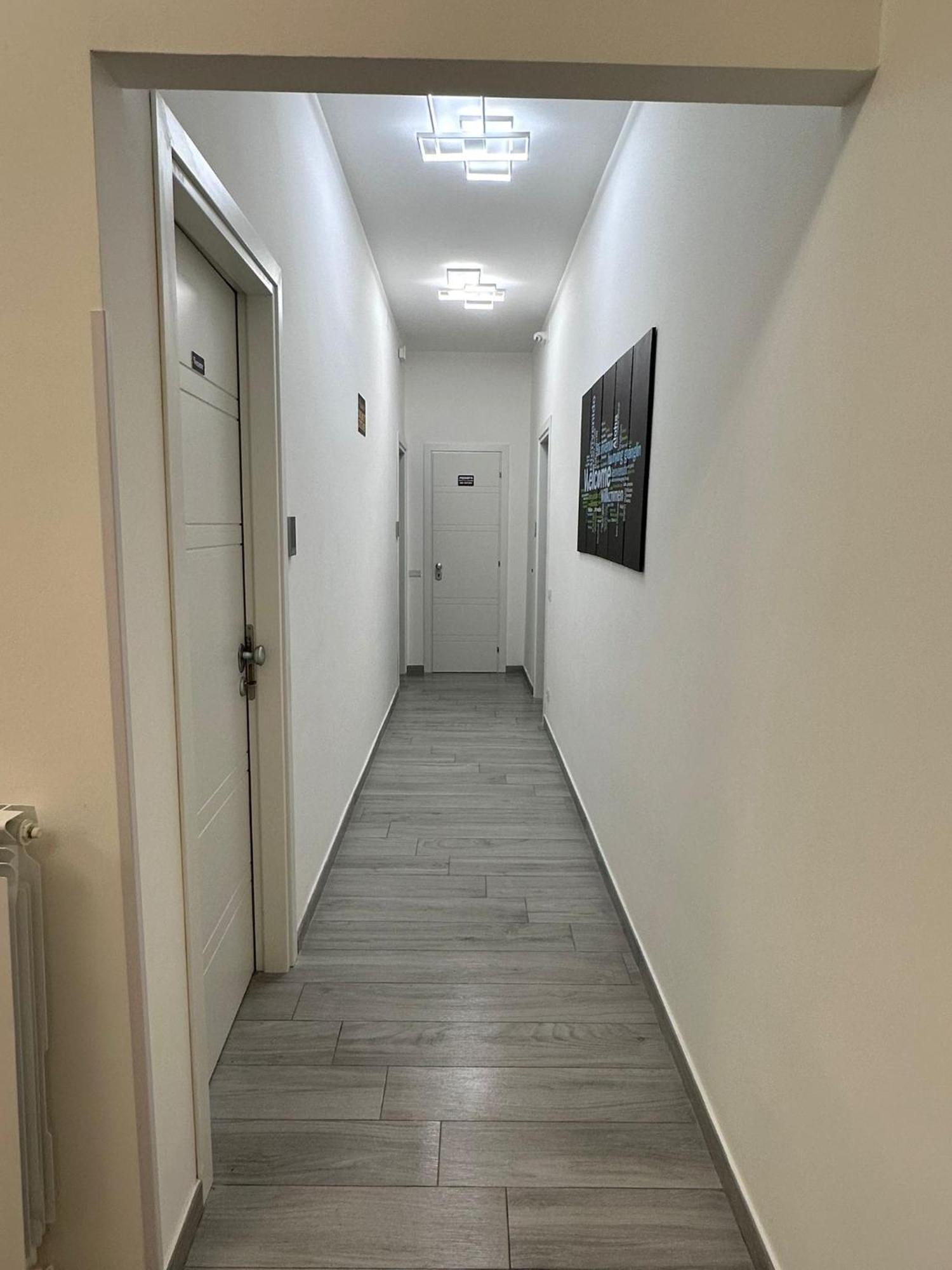 Roma Guesthouse Affittacamere Centro Citta' Softrooms-Metro' A 1 Metro 로마 외부 사진